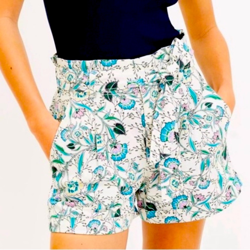 🩵💚 NWOT LOFT High Waist Floral Shorts